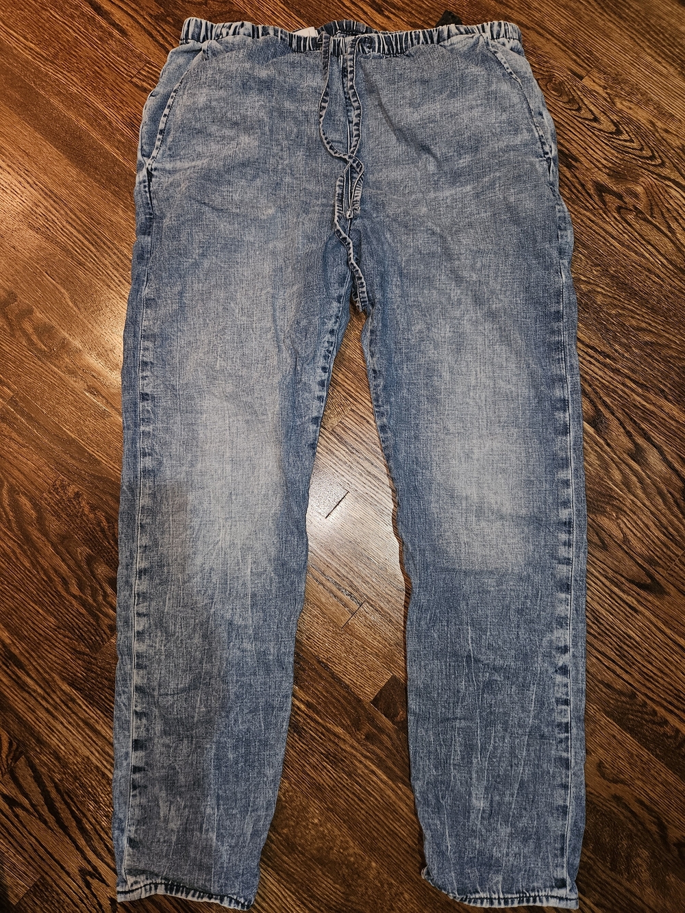 GAP Women's Light Blue Washed Slim Straight Jeans